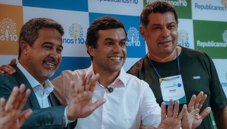 Beto durante evento do partido