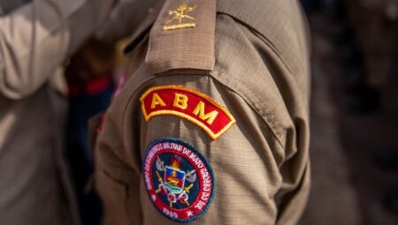 Militar do Corpo de Bombeiros | Divulga&ccedil;&atilde;o/Corpo de Bombeiros