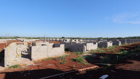 Dourados investe mais de R$ 37 milh&otilde;es na constru&ccedil;&atilde;o de 198 moradias populares