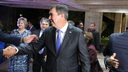 O governador Eduardo Riedel destacou o perfil conciliador do chefe do MP