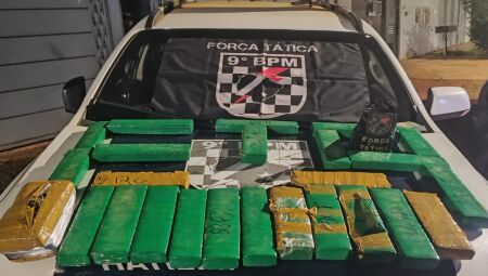 Drogas apreendidas com os criminosos