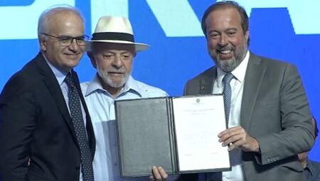CEO do Grupo Energisa Ricardo Botelho, presidente Lula e o Ministro Minas e Energia Alexandre Silveira