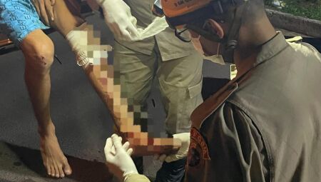 Corpo de Bombeiros chegou a atender o motociclista