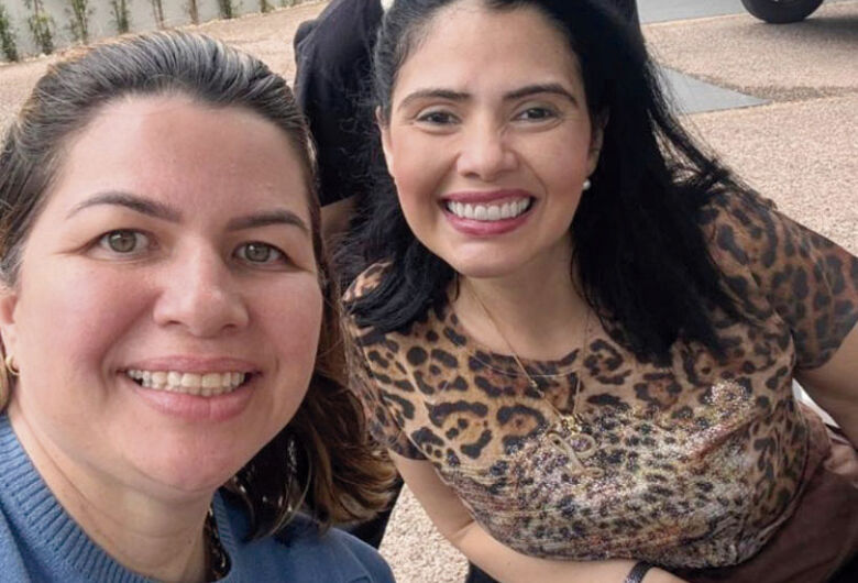 Duas mulheres que admiro por serem de fibra, atuantes e dinâmicas : a empresária Malu Falavigna (supermercados Arapongas) e a agropecuarista e empresária Grazielle Machado.