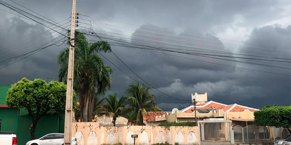 Avanço de frente fria deixa o tempo instável e com previsão de tempestade em MS 