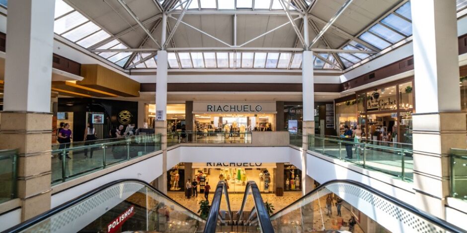 Shoppings funcionarão normalmente