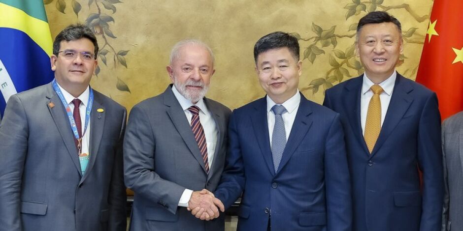 Presidente Lula recebeu o CEO da Norinco, Cheng DeFang