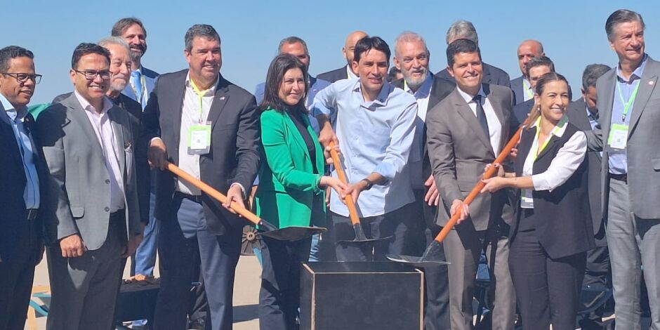Governador e ministros autorizam oficialmente o começo das obras de expansão - 