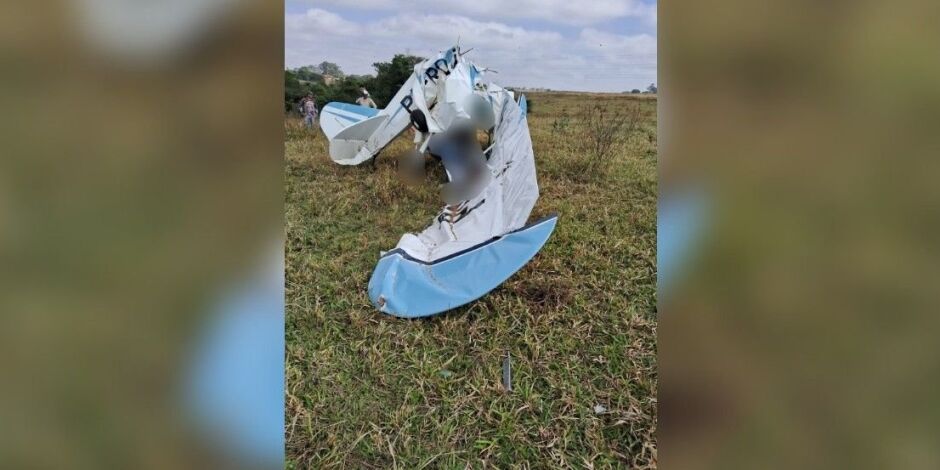 AGORA: Avião cai e mata duas pessoas no interior de SP