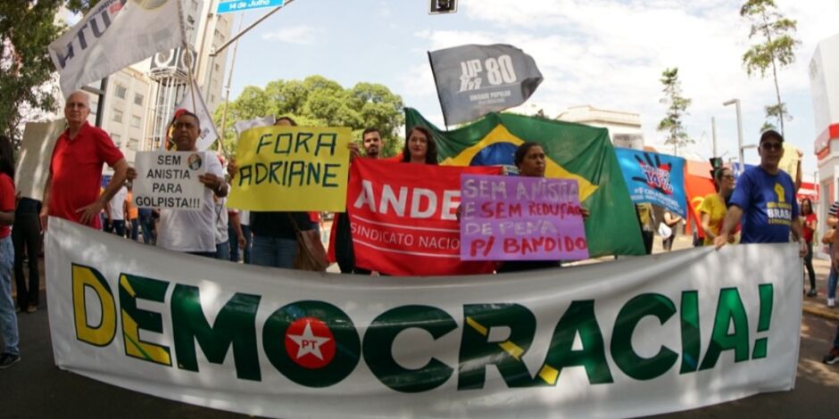 Campo Grande se junta a capitais do pa&iacute;s em protestos contra o 'PL da Dosimetria'
