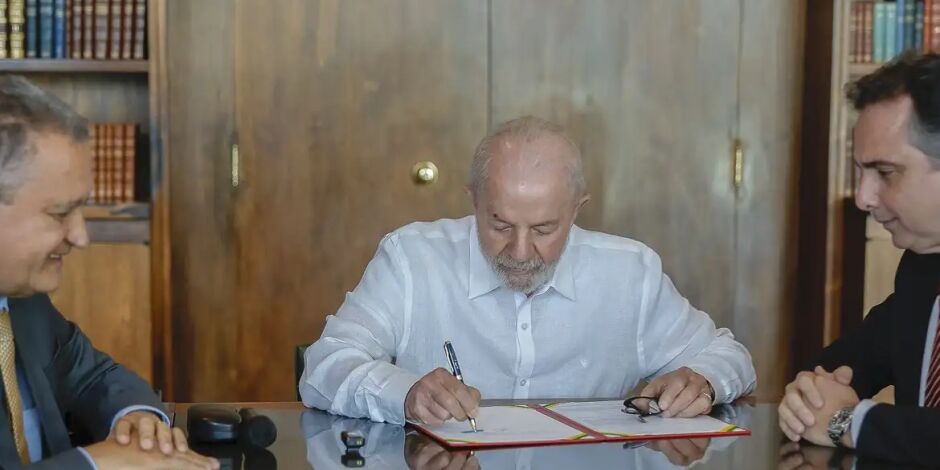 Presidente Lula sanciona Lei