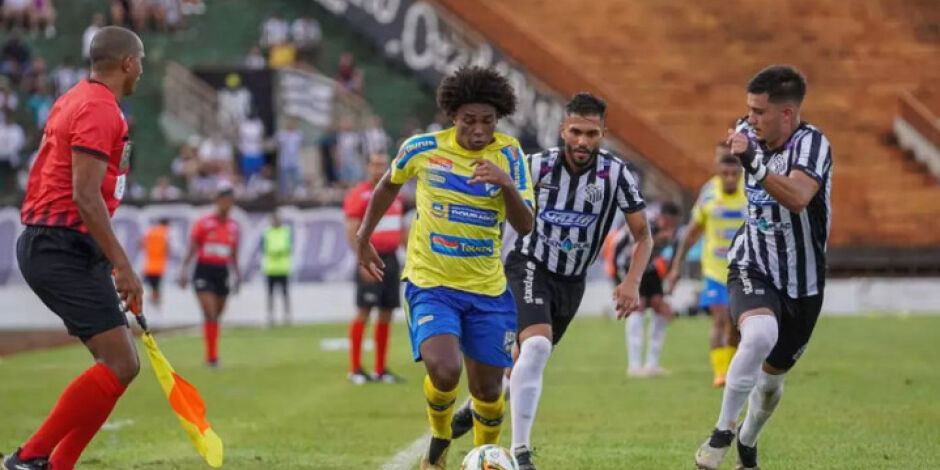 A estreia ser&aacute; com o cl&aacute;ssico entre Dourados AC e Oper&aacute;rio