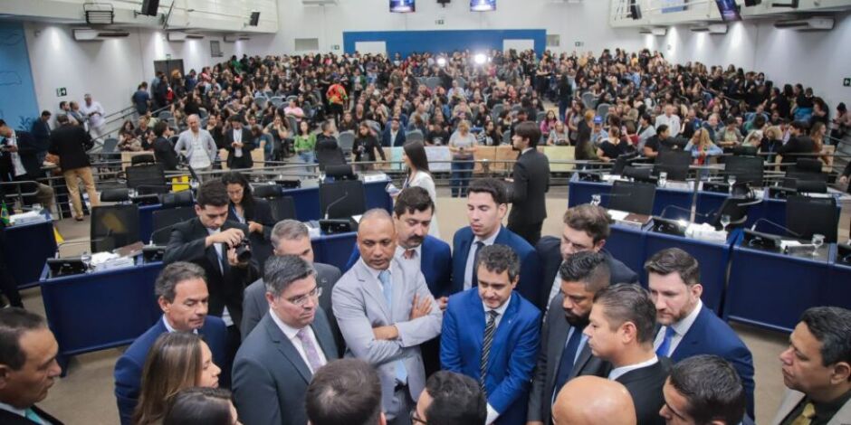 Vereadores se reuniram para definir a audi&ecirc;ncia