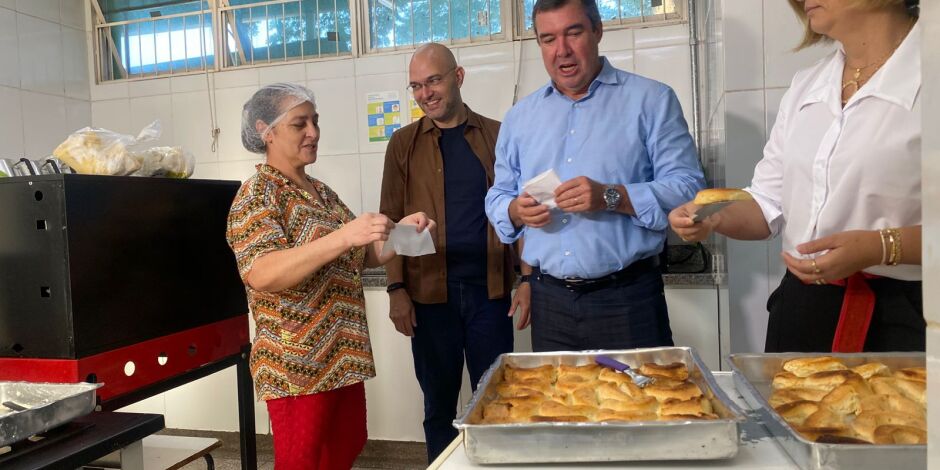 Riedel acompanha volta &agrave;s aulas e refor&ccedil;a seguran&ccedil;a e investimentos na Educa&ccedil;&atilde;o