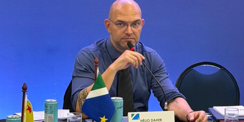 Secret&aacute;rio estadual H&eacute;lio Daher 