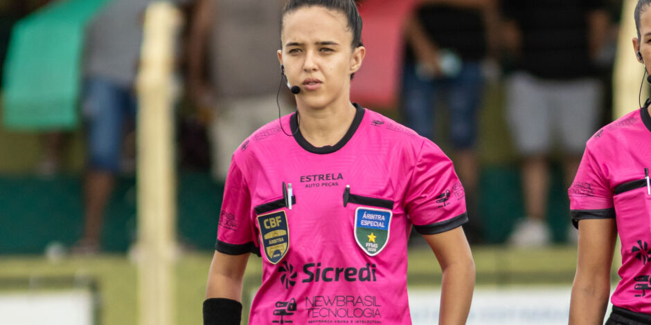 Karina Carvalho pertence ao quadro da CAF/FFMS e Master da CBF