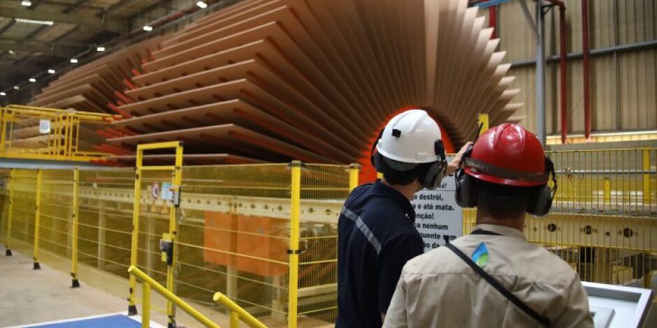 Estado chegou a 700 mil empregos formais