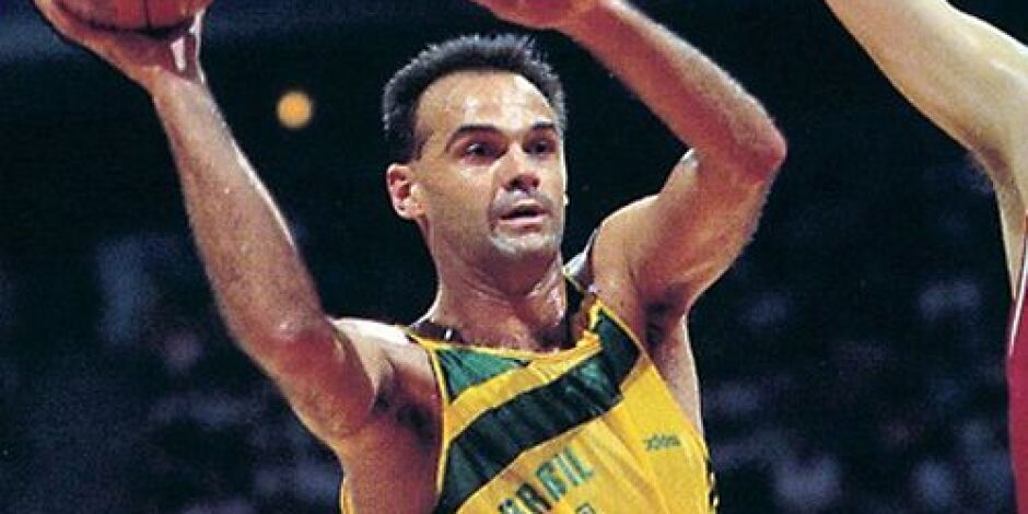 Lenda no basquete, Oscar Schmidt morre aos 68 anos