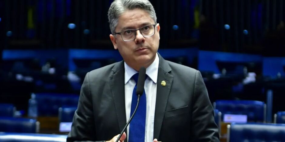 Relat&oacute;rio final da CPI do Crime pede indiciamento de ministros do STF e PGR
