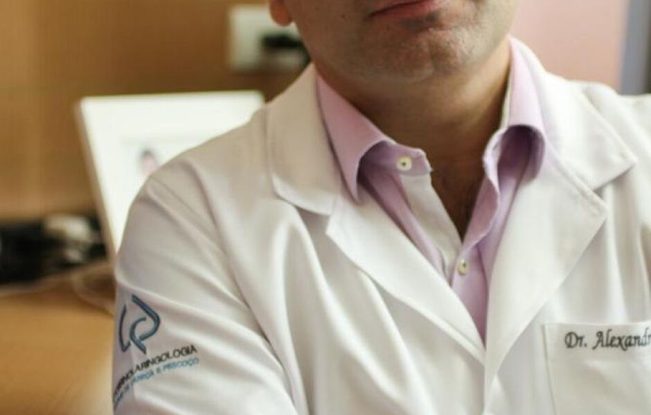 Alexandre Cury, m&eacute;dico otorrinolaringologista