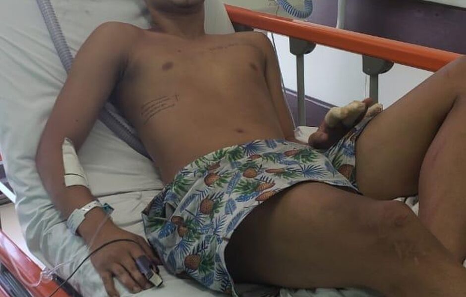Cauan foi um dos jogadores feridos no incêndio. Atleta do Flamengo será transferido para hospital particular — Foto: Reprodução