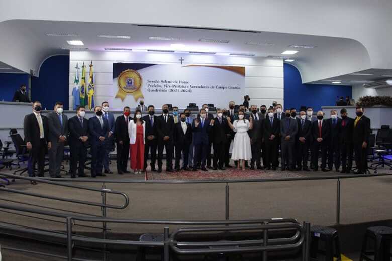 Camila Jara (PT) e Adriane Lopes (Patriota) s&atilde;o as &uacute;nicas mulheres na pol&iacute;tica da Capital