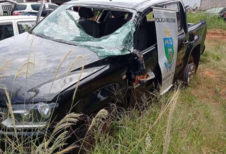 Ve&iacute;culo carregado com maconha foi apreendido ap&oacute;s capotar em rodovia