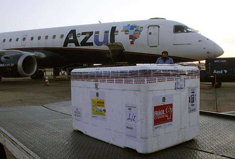 As vacinas chegam às 18h30 no Aeroporto Internacional de Campo Grande