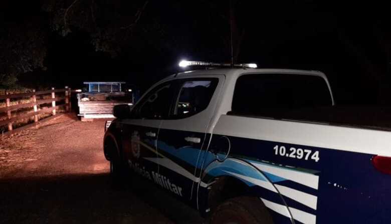 Caminhonete estava na entrada de uma ch&aacute;cara na MS-010