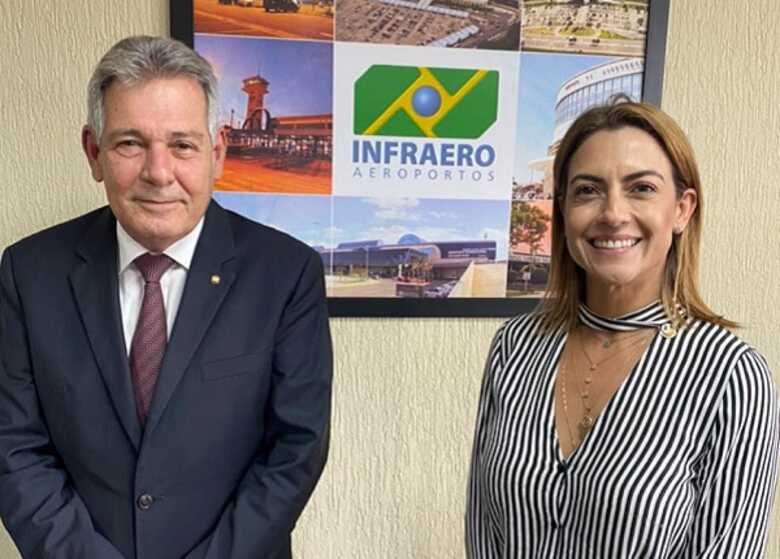 Presidente da Infraero, Brigadeiro Paes de Barros e senadora Soraya Thronicke (PSL/MS)