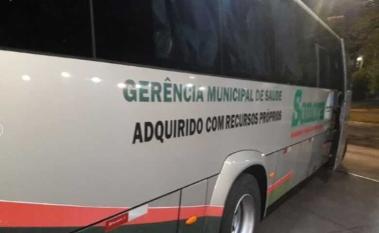 &Ocirc;nibus abordado pela PRF na BR-163 em Jaraguari