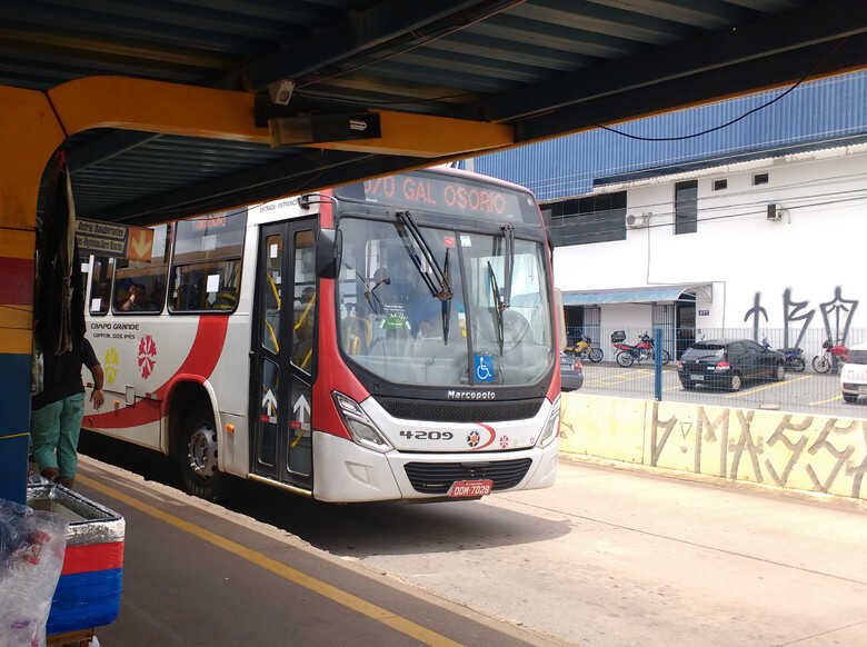 "Transportamos todos os tipos de pessoas", diz Willian