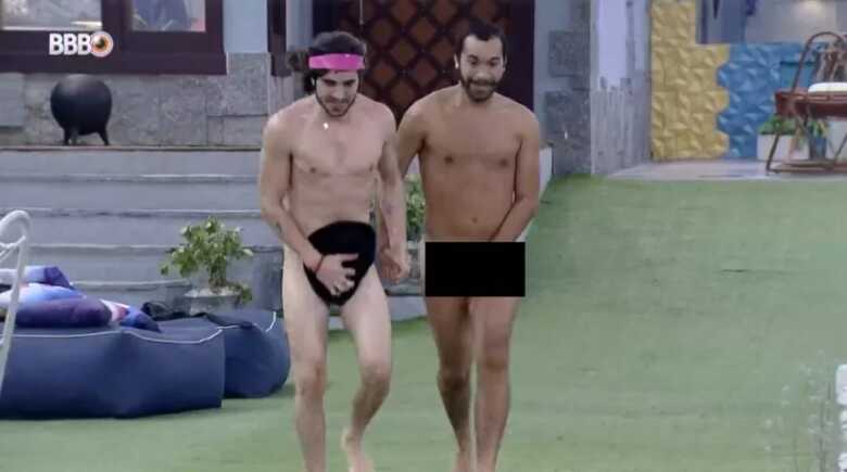Fiuk e Gil cumprindo a promessa