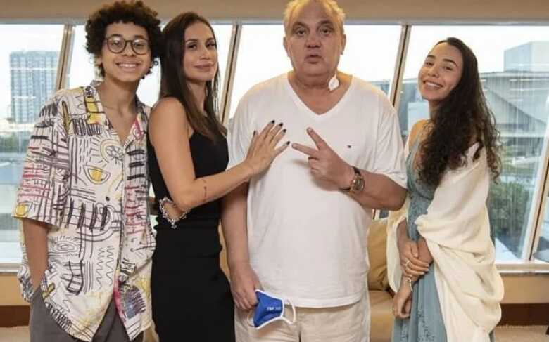 Branco recebeu alta e vai passar o anivers&aacute;rio e a P&aacute;scoa em casa