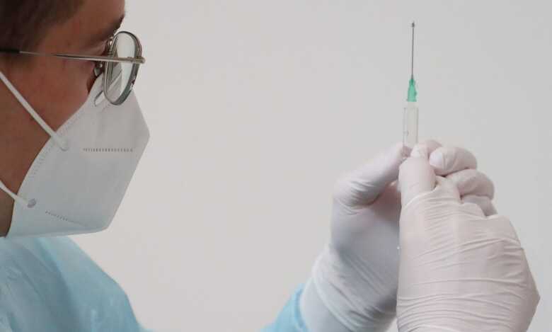 Universidade particular da Paraíba recebeu autorização para importar até 15 mil doses de vacinas contra Covid-19