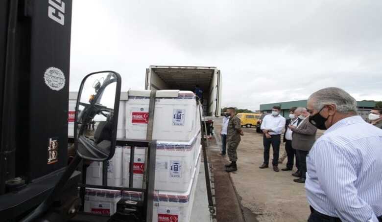 Chegada das primeiras doses de Coronavac em Campo Grande