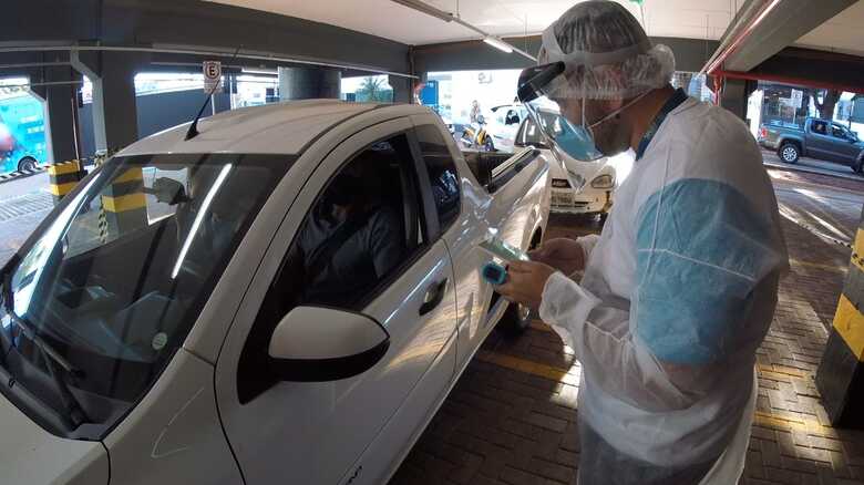 Agendamento do exame no drive-thru da FIEMS deve ser feito online