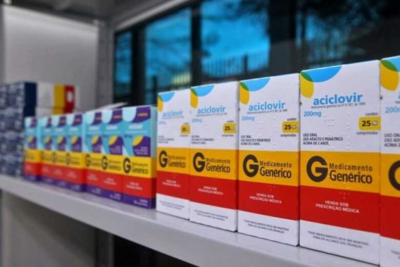 Uso de medicamentos depende de apresentação de evidências científicas