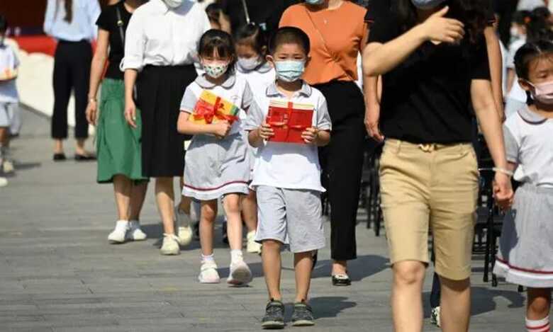 Os alunos chineses voltam à escola