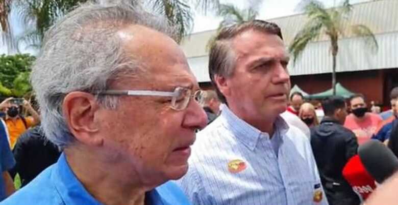 Bolsonaro tem conversado com Paulo Guedes sobre futuro da Petrobrás