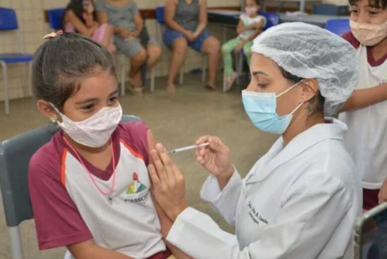 Fiocruz lidera estudo de eficácia da vacina em crianças e adolescentes