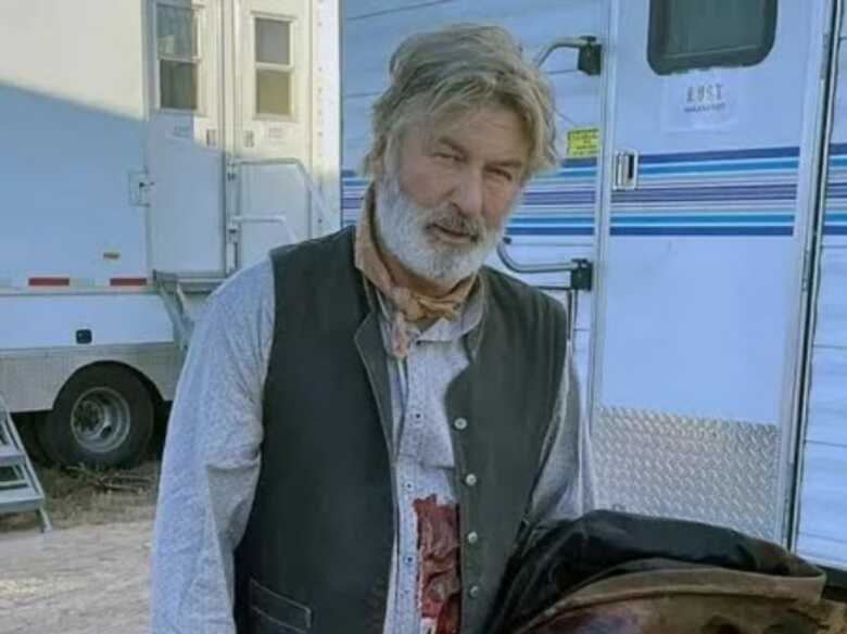 Alec Baldwin durante gravações de Rust
