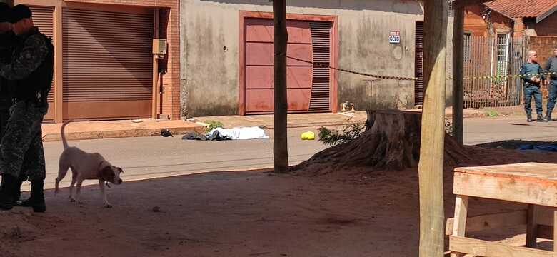 O jovem de 21 anos morreu no local