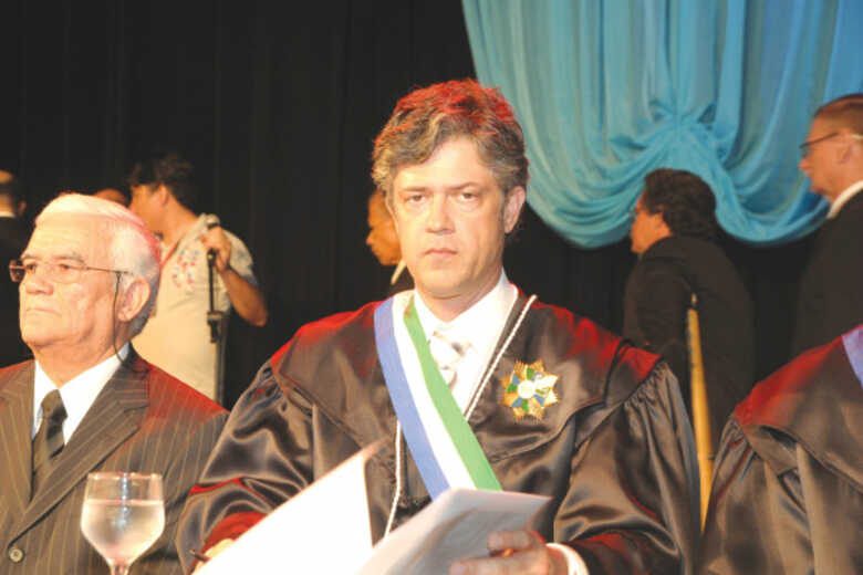 Desembargador André Luís Moraes de Oliveira