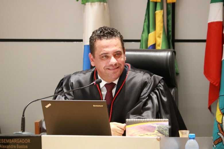 Desembargador Alexandre Aguiar Bastos