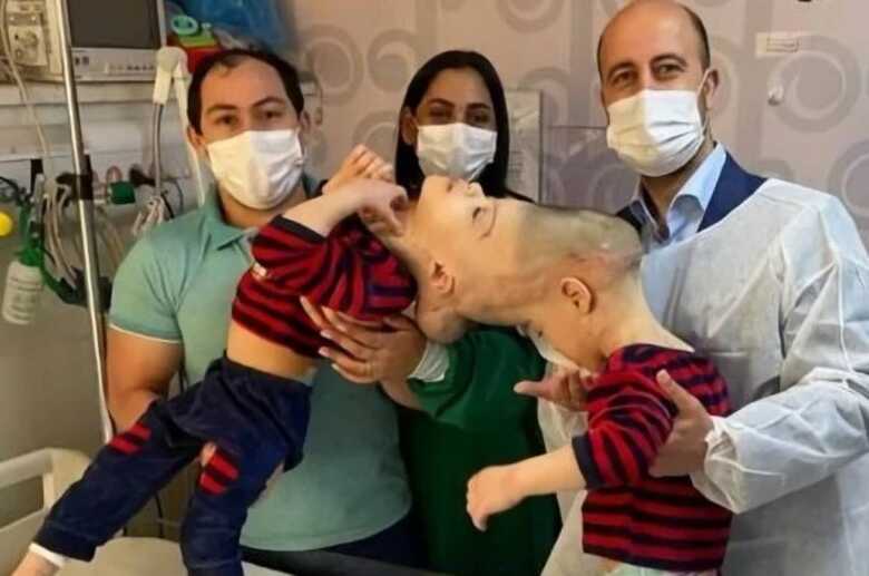 Tratamento médico dos gêmeos foi custeado pelo SUS