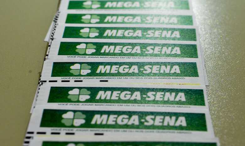 Mega-Sena está com prêmio acumulado em R$ 32 milhões
