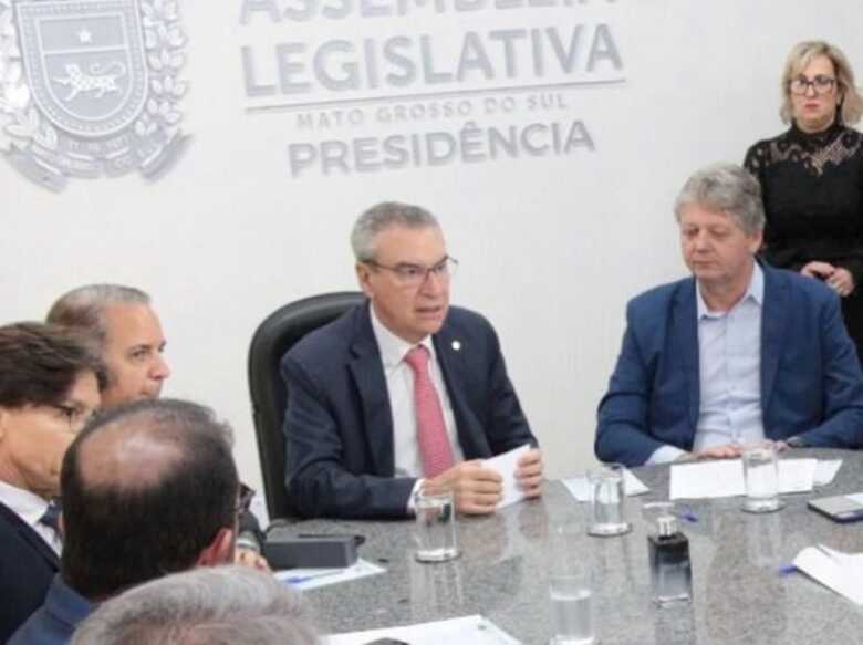 Presidente da Casa de Leis, Paulo Corrêa (PSDB) e o secretário da Semagro, Jaime Verruck