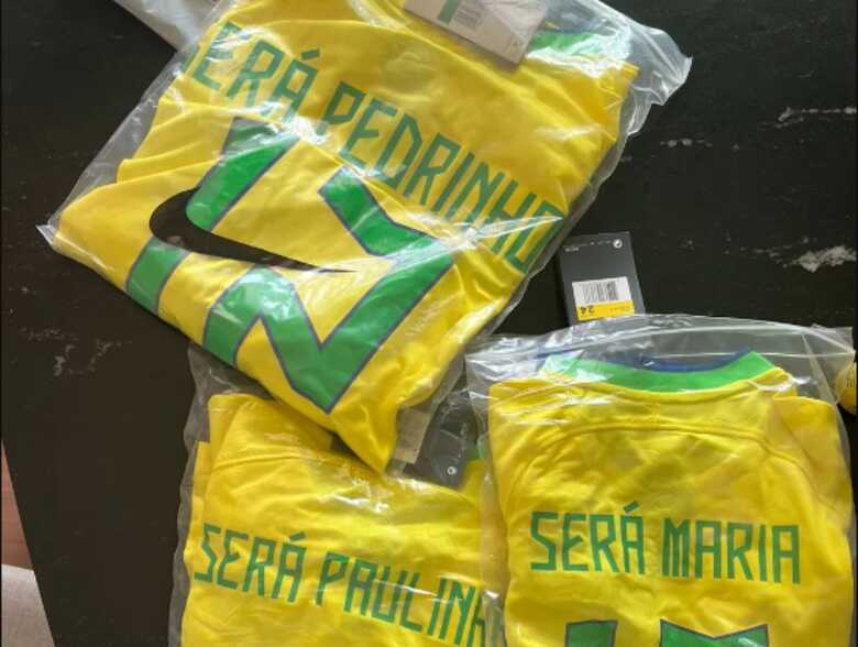 'Será Perinho', 'Será Paulinha', 'Será Maria': camisas da seleção brasileira personalizadas com erro