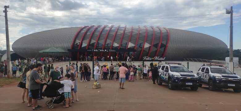 A Pol&iacute;cia Militar precisou ser acionada para conter quem estava exaltado no complexo.